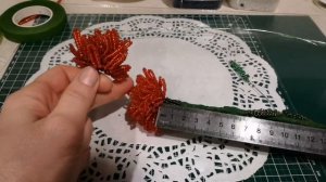 Гвоздика из бисера 1
