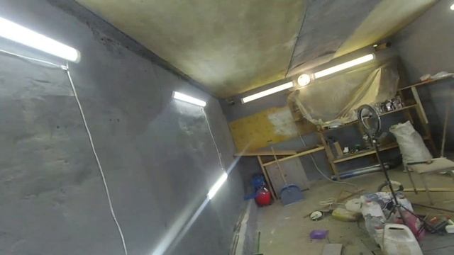 Как преобразить гараж без больших затрат/Гараж для малярки/Красим стены/Добавляем свет!