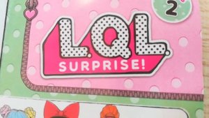 Toys Family открываем подделку  LOL GLITTER с Лидусей!!! Малышка LOL меняет цвет