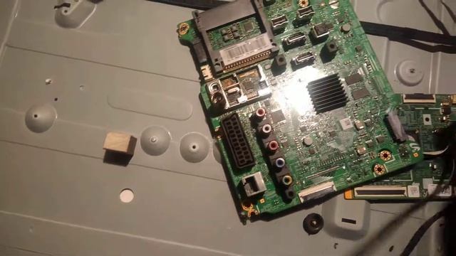 Разбор телевизора Самсунг 2014г 55 дюймов смотреть онлайн