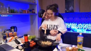 ПЬЯНЫЙ ЭВЕЛОН НА КУКИНГ СТРИМЕ С ГЕНСУХОЙ