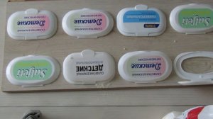 Тактильная доска из крышек от влажных салфеток // Как играть с кинестетиком