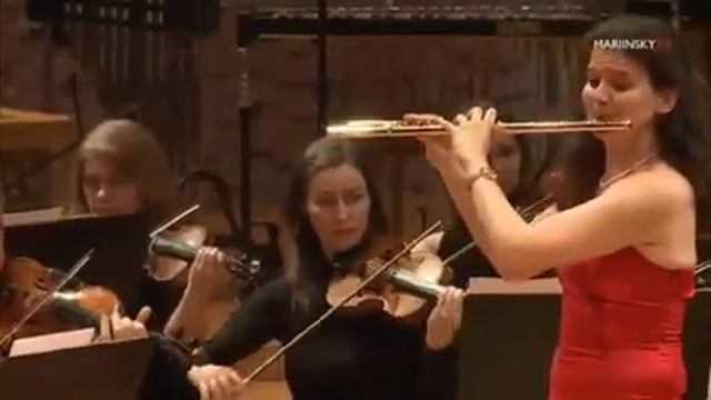 Sarah Louvion - W.A.Mozart: Flute Concerto KV 313 G Major смотреть онлайн