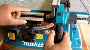 Makita MLT 100 Table saw