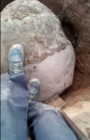 2021 Сентябрь. История одинокого камня.