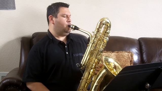Ferling Etude No. 1 - On BASS Saxophone!!! смотреть онлайн