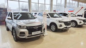 Tiggo 4 и Tiggo 4 Pro :зачем переплачивать за старый кузов, когда в продаже есть новый, и дешевле