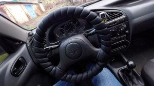 Чехол на руль автомобиля