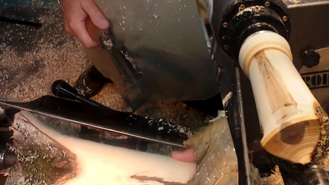 Turned Wood vase, woodturning ASMR смотреть онлайн