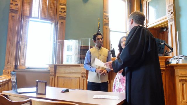 How is a US Court Marriage? Know from an Indian Japanese Couple смотреть онлайн