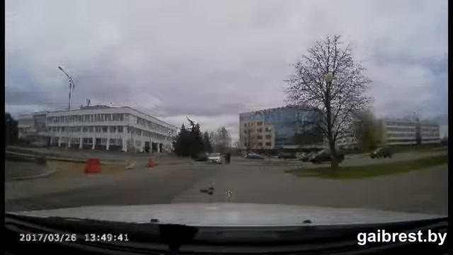 Наезд на девочку пешехода в Бресте смотреть онлайн