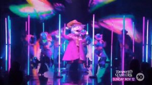 Cowgirl sings "Just Dance" by Lady Gaga | SEASON 5 | THE MASKED SINGER AU