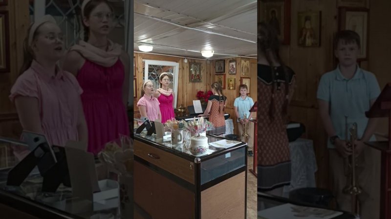 "Выйду ночью в поле с конем". Поют дети из воскресной школы при храме св. Владимира в д. Нагорное
