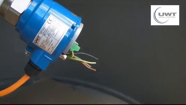 UWT - Установка - вибрационные датчики уровня (VN1,2,4,5,6) смотреть онлайн