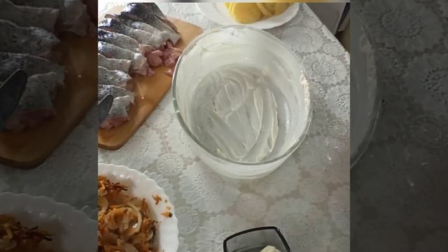 Форель запечённая с овощами .