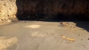 Стройка. Этап 5. Отсыпка дна котлована щебнем.