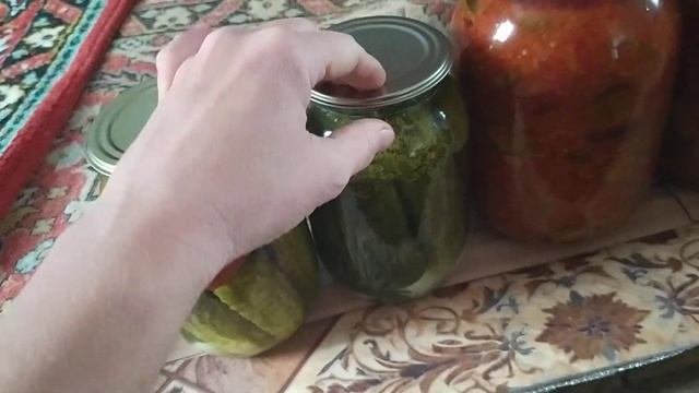 Домашняя консервация огурцов и томатов