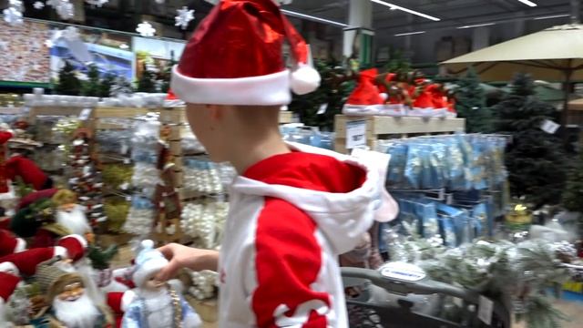 НЕОЖИДАННАЯ встреча... СКУПАЕМ всё к Новому ГОДУ!!! смотреть онлайн