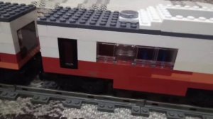 Обзор на лего самоделку ФРАНЦУЗСКИЙ СКОРОСТНОЙ ПОЕЗД "TGV POSS"