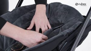How to Attach the Platinum Footmuff I PRIAM Stroller Accessories I CYBEX