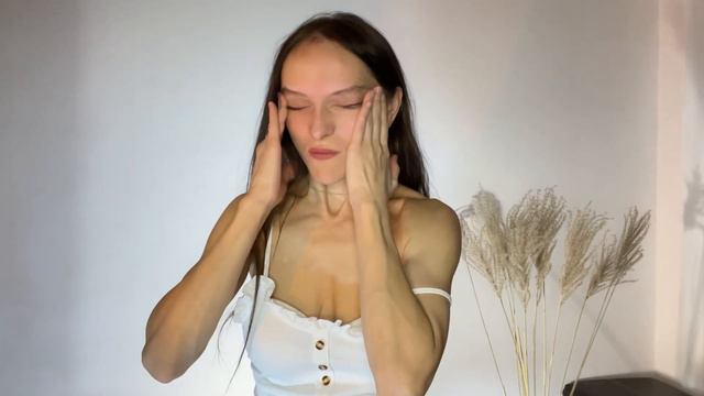 ◌ КАК ПОДНЯТЬ ОПУЩЕННОЕ ВЕКО | массаж от отеков глаз | Как убрать морщины у глаз #массажлица