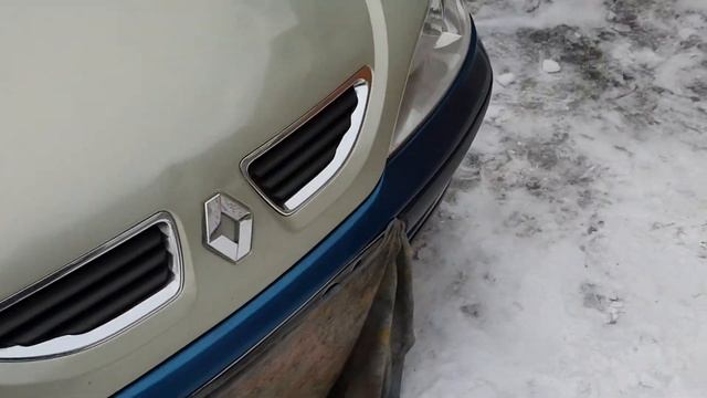 Renault Megane 1,9dci 1999 blue bumper. смотреть онлайн