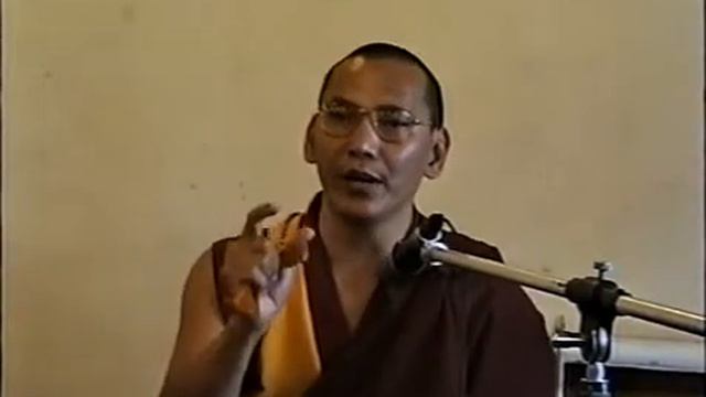 Геше Джампа Тинлей. Бодхичитта . Москва 1998.06.25. Лекция 2. смотреть онлайн