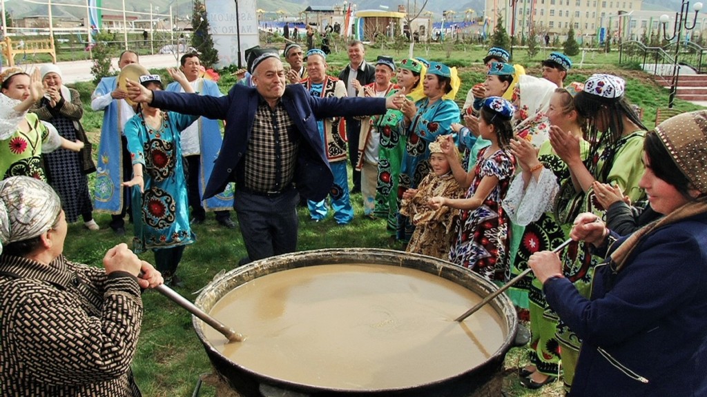 Наврўз байрами. Навруз сумаляк. Сумаляк в Ташкенте. Сумалак сайли. С праздником Навруз сумаляк.
