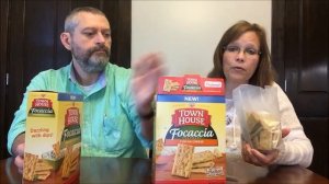 Keebler Town House Focaccia: Tuscan Cheese and Rosemary & Olive Oil Review