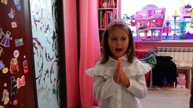 У Амельки ДЕНЬ РОЖДЕНИЯ! Родители забыли про праздник и не купили подарки? Как устроить праздник?