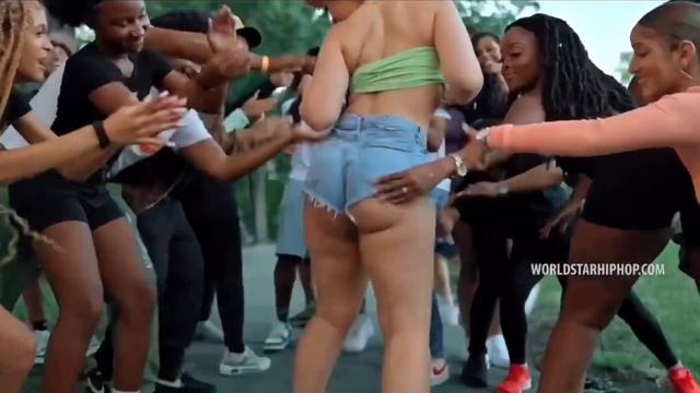 ice spice twerk comp! смотреть онлайн