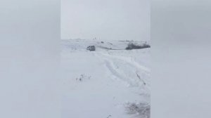 Nissan x-trail t31 vs Toyota Land Cruiser Prado