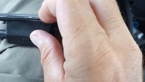 Вскрытие фонаря подсветки заднего номера Дастер Нью.