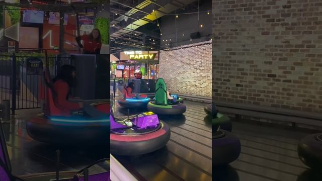 Bumper cars #shorts #arcade #fun #games #timezone #bumpercars