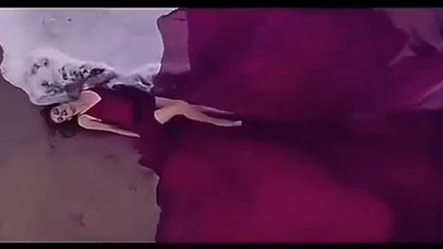 #сарказм #стихи #современныестихи #поэзия  "СКАЗАЛ,ЧТО Я КРАСИВАЯ "