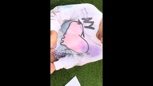 ЧТО БУДЕТ ￼ЕСЛИ КОСНУТЬСЯ САМОГО ЯДОВИТОГО ЦВЕТКА НА ￼ПЛАНЕТЕ? смотреть онлайн