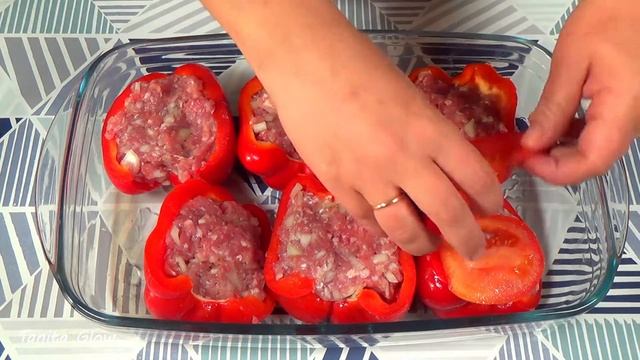 Красивый Фаршированный Перец в Духовке с Сыром ! Родные будут в Восторге !