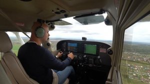 Учебный полет по кругу Cessna 172 GARMIN 1000