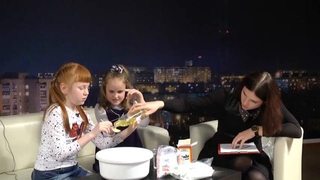 Доброй ночи с Екатериной Ядровой. Делаем искусственный снег смотреть онлайн