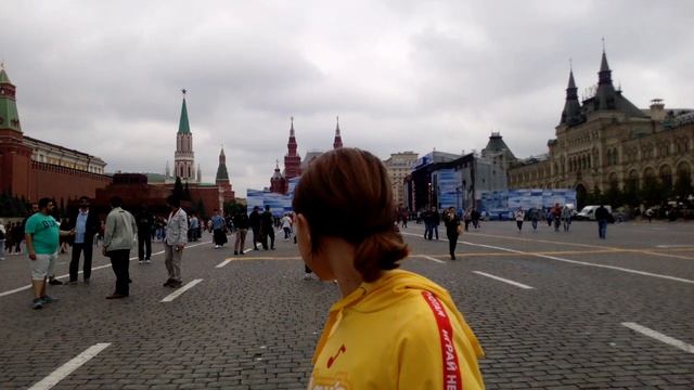 Гуляем по Красной площади в Москве. Подготовка к концерту в честь Дня России 12 июня