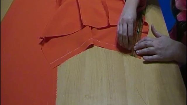 Сметываем лиф платья на примерку смотреть онлайн