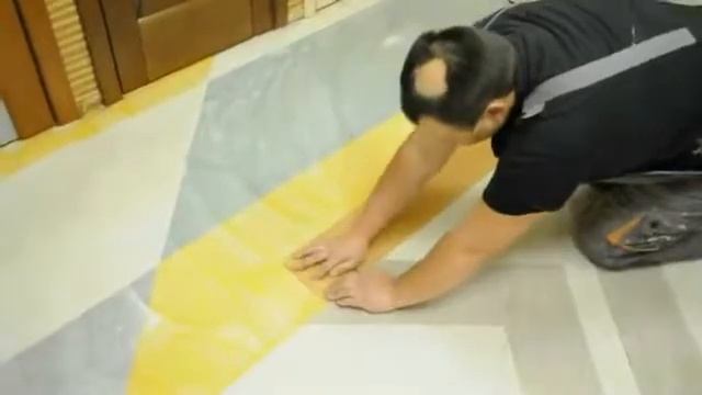 Укладка виниловой плитки FineFloor на гомогенное основание смотреть онлайн