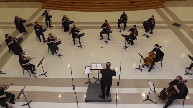 Franz Schubert's Ave Maria sung by Kylie Toerpe, soprano смотреть онлайн