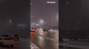 В Москве уже 2 дня идёт снег. Аварии на дорогах, ДТП. Снегопад сегодня в Москве 28 октября 2023