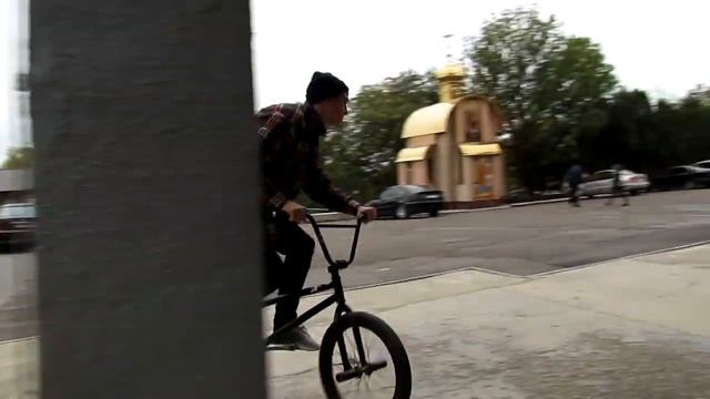 BMX This is HOOD смотреть онлайн