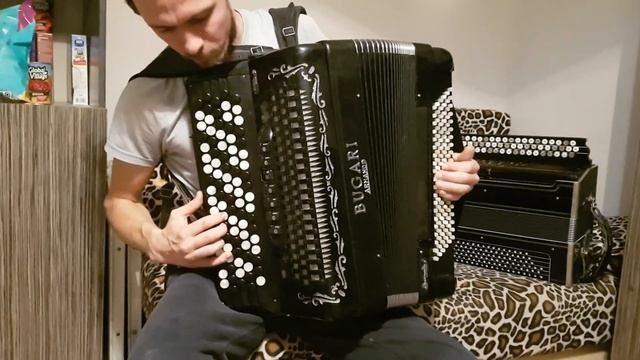 Bugari Armando. Итальянский баян! Супер Баян. Ломаная дека