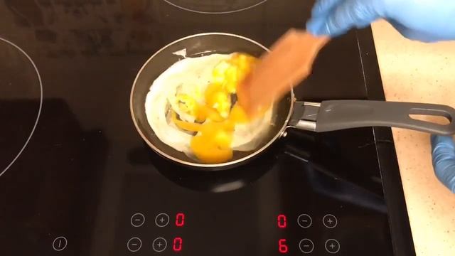 ЛАЙФХАКИ ДЛЯ КУХНИ // СОВЕТЫ ДЛЯ ХОЗЯЕК, УПРОЩАЮЩИЕ ЖИЗНЬ // ИДЕИ для КУХНИ - Мама Ю смотреть онлайн