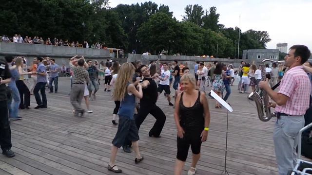 Саксофон Хастл Опен Эйр на Набережной 3 июля 2013 Среда