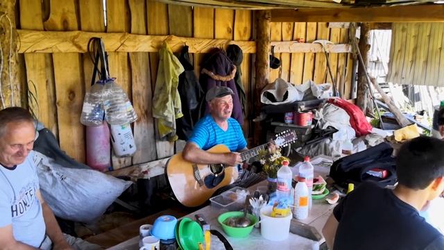 Как выращивают клубнику в Свердловской области, п. Арти смотреть онлайн