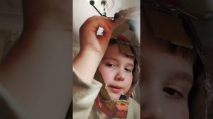 обзор на шлем Железного человека из картона